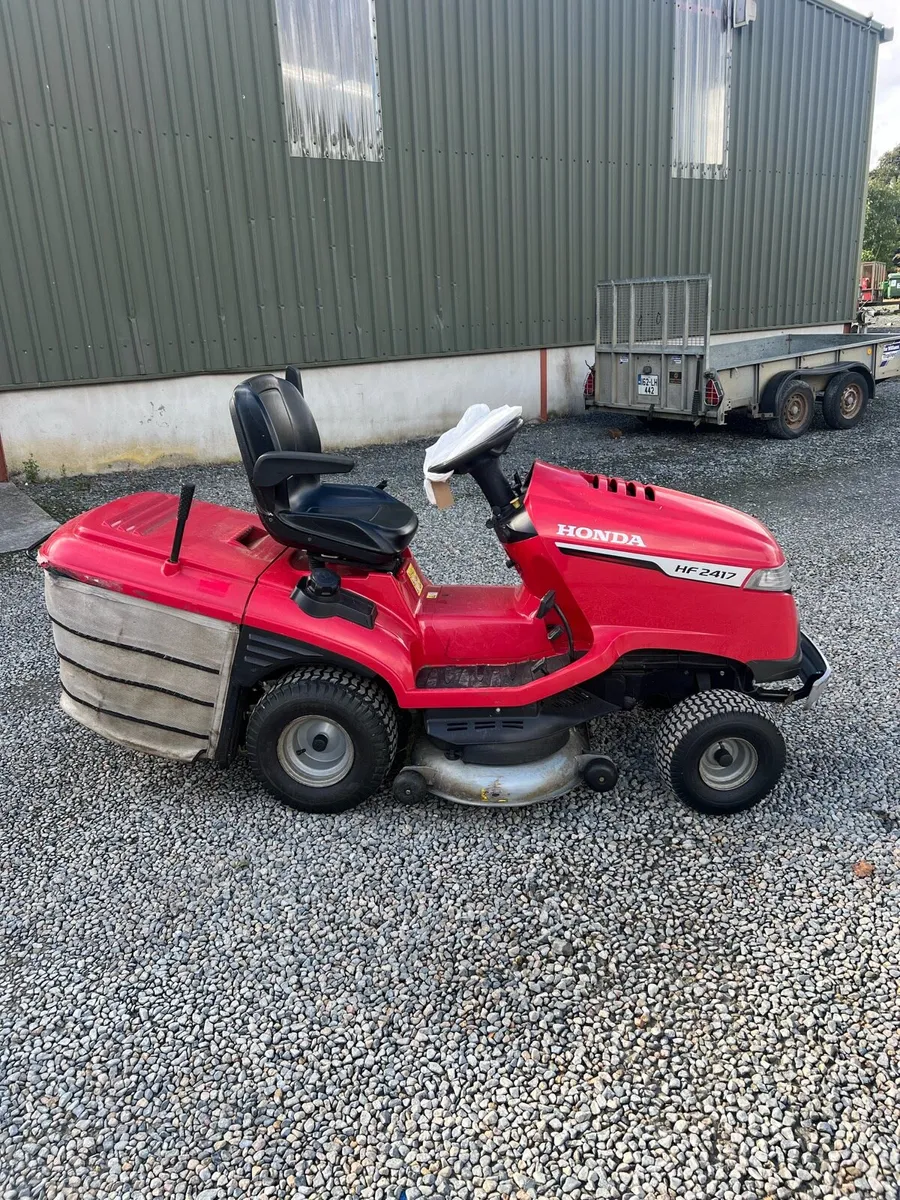 HONDA HF2417 RIDE ON MOWR - Image 4