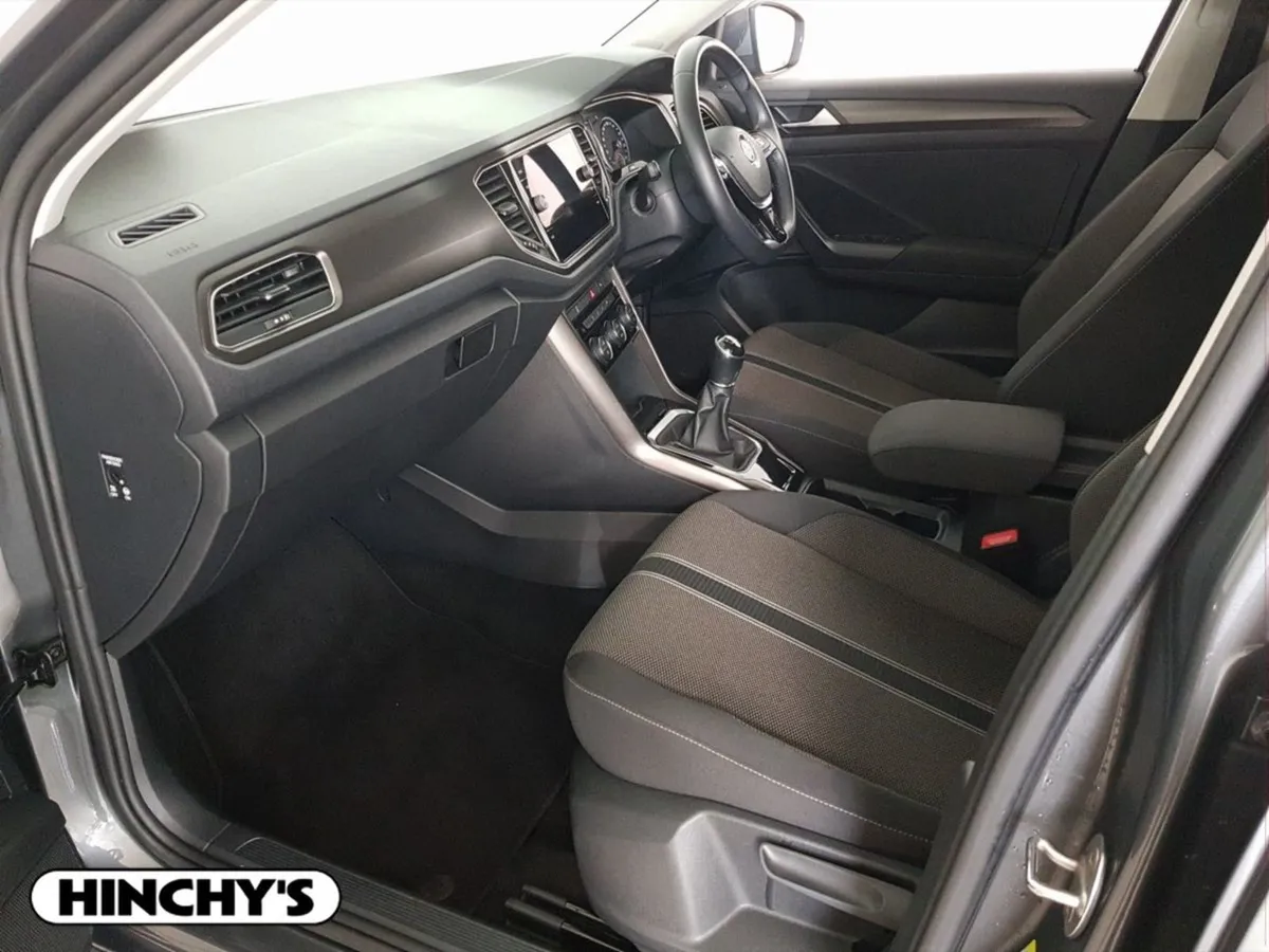 Volkswagen T-Roc 1.6 TDI 115bhp Design - Image 4