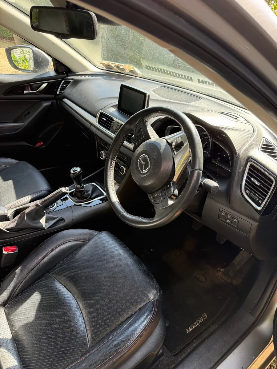 Mazda Mazda3 2015 - Image 4