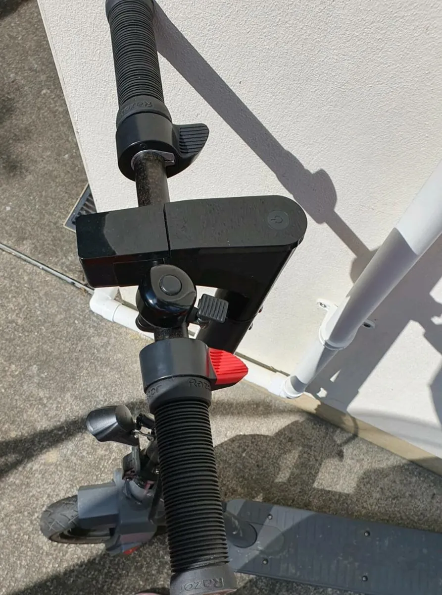 Electric scooter - Image 3