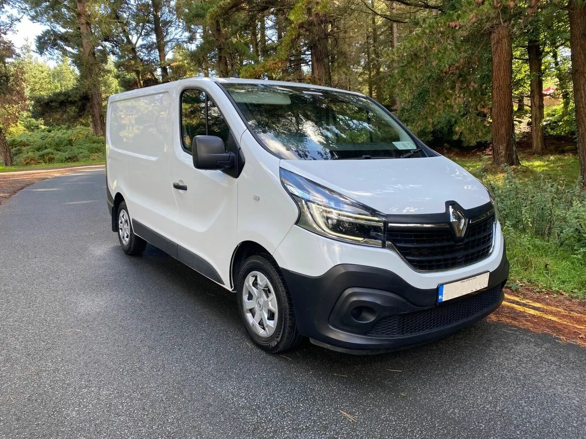 2019 Renault Trafic // Camper Conversion - Image 1