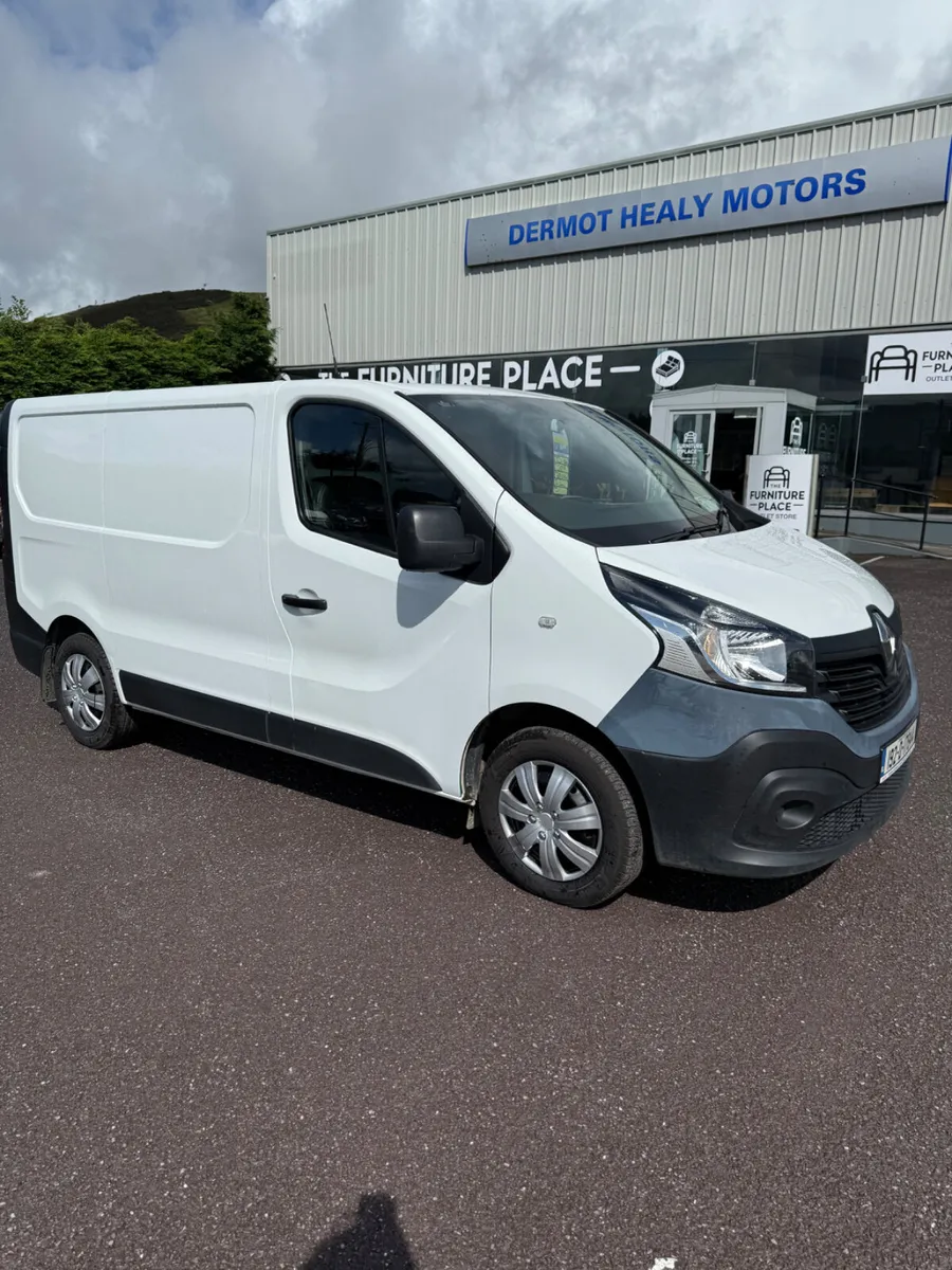 Renault Trafic 2019 - Image 2