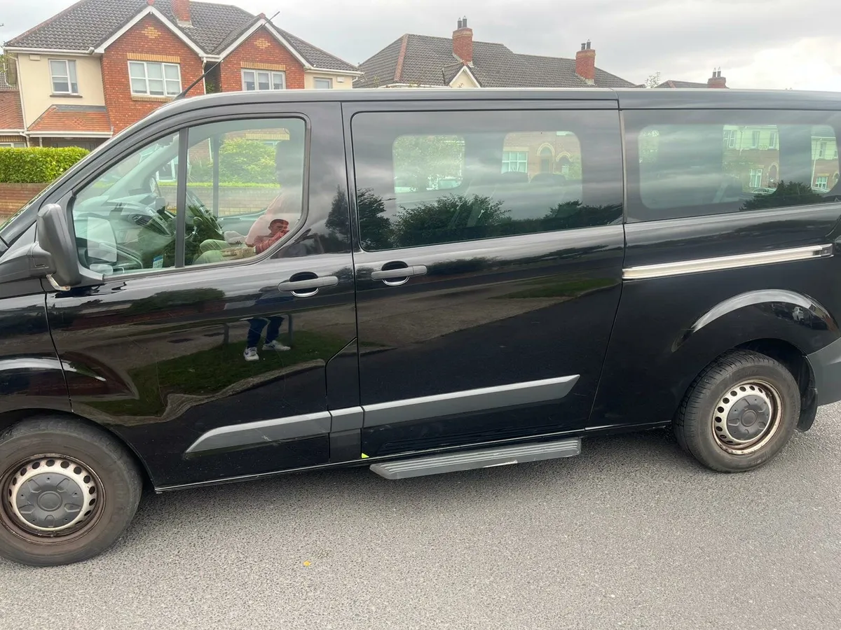 Ford Transit  Custom 9 seater 2017 - Image 3