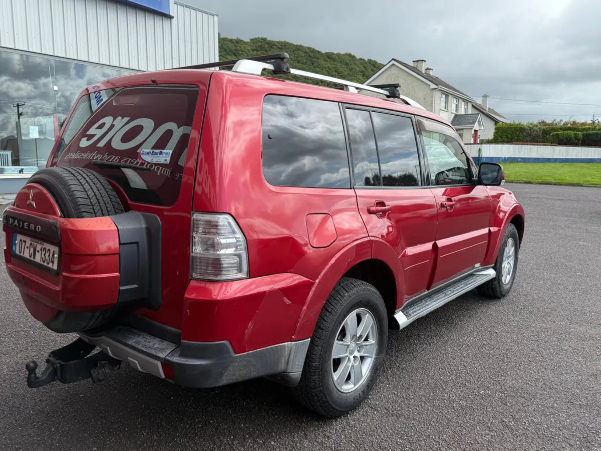 Mitsubishi Pajero 2007 - Image 2
