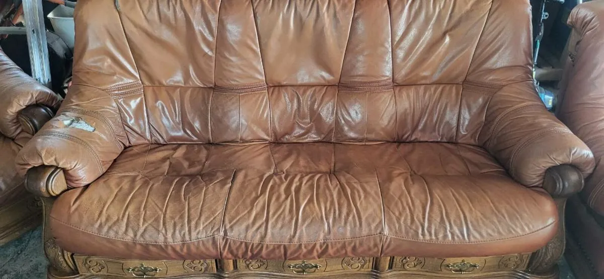 3 seater couch - Image 1