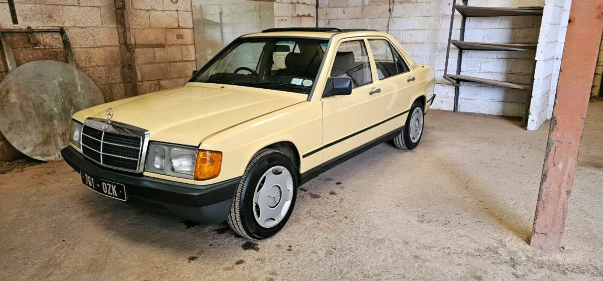 Mercedes 190 E - Image 1