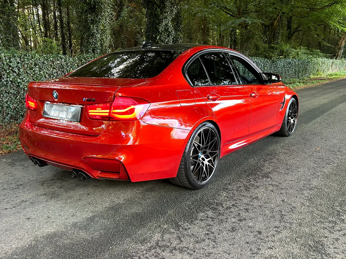 172 BMW M3 COMPETITION DCT LOW KMS SAKHIR - Image 3