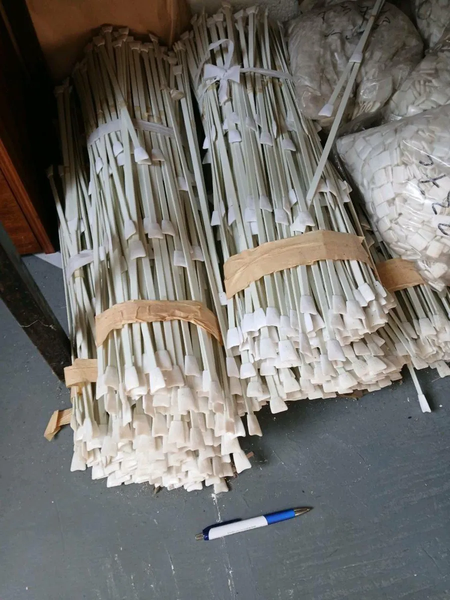 MEGA SALE: Sail Battens, job lot, 120 new battens - Image 1