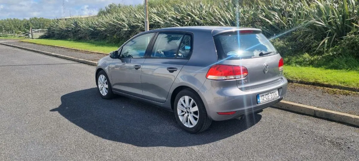 2012 Volkswagen Golf - Image 3