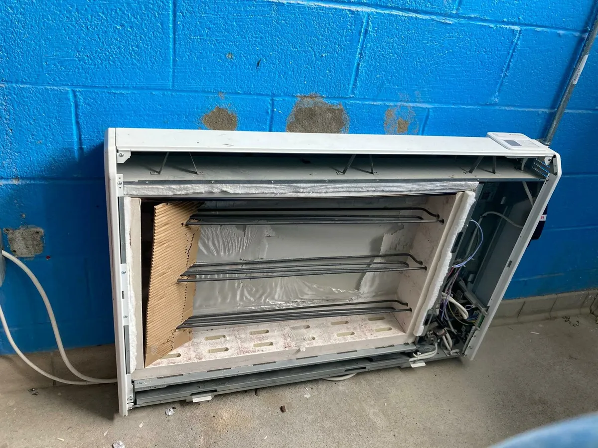 Dimplex storage heater - Image 2