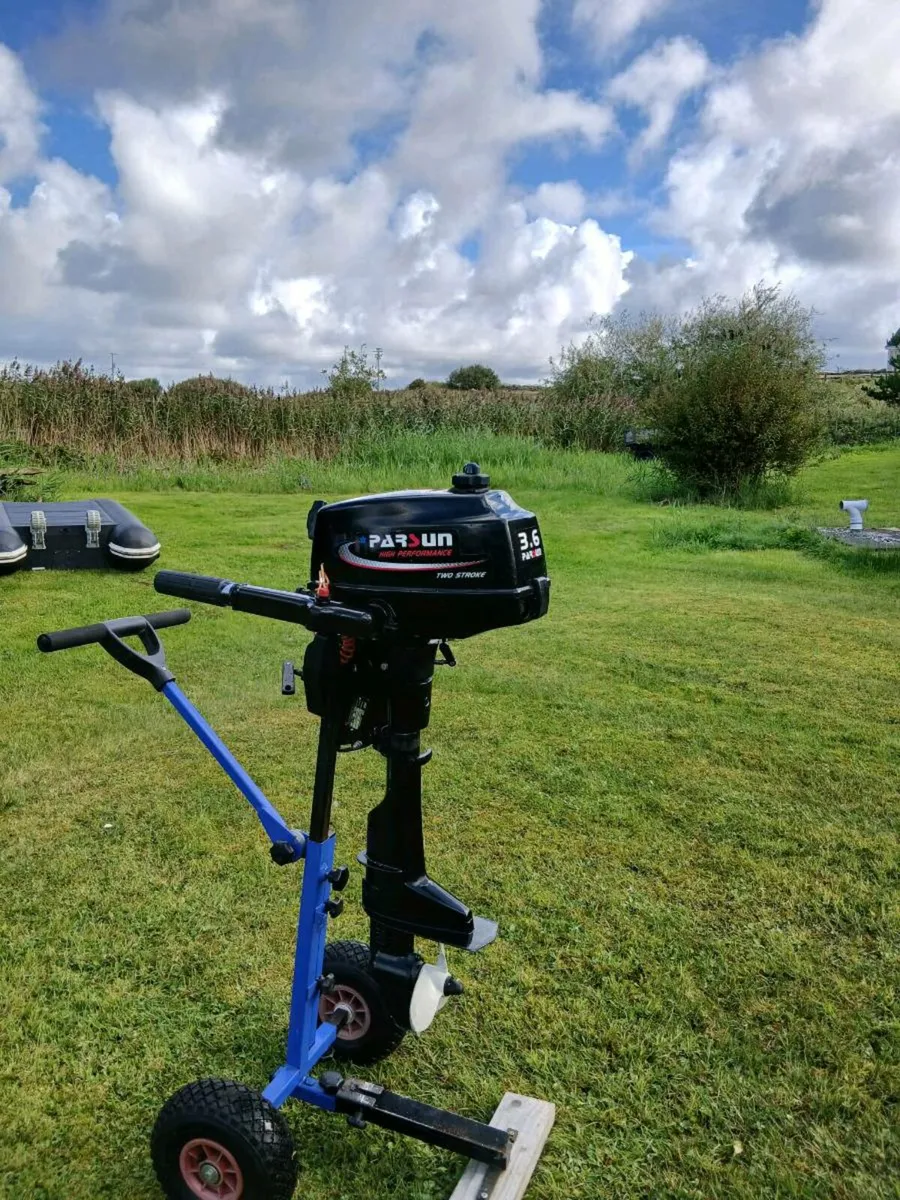 OUTBOARD ENGINE - Image 1