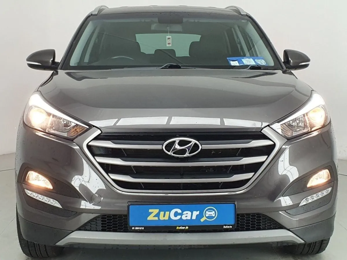 Hyundai Tucson 1.6 Executive Petrol - Image 2