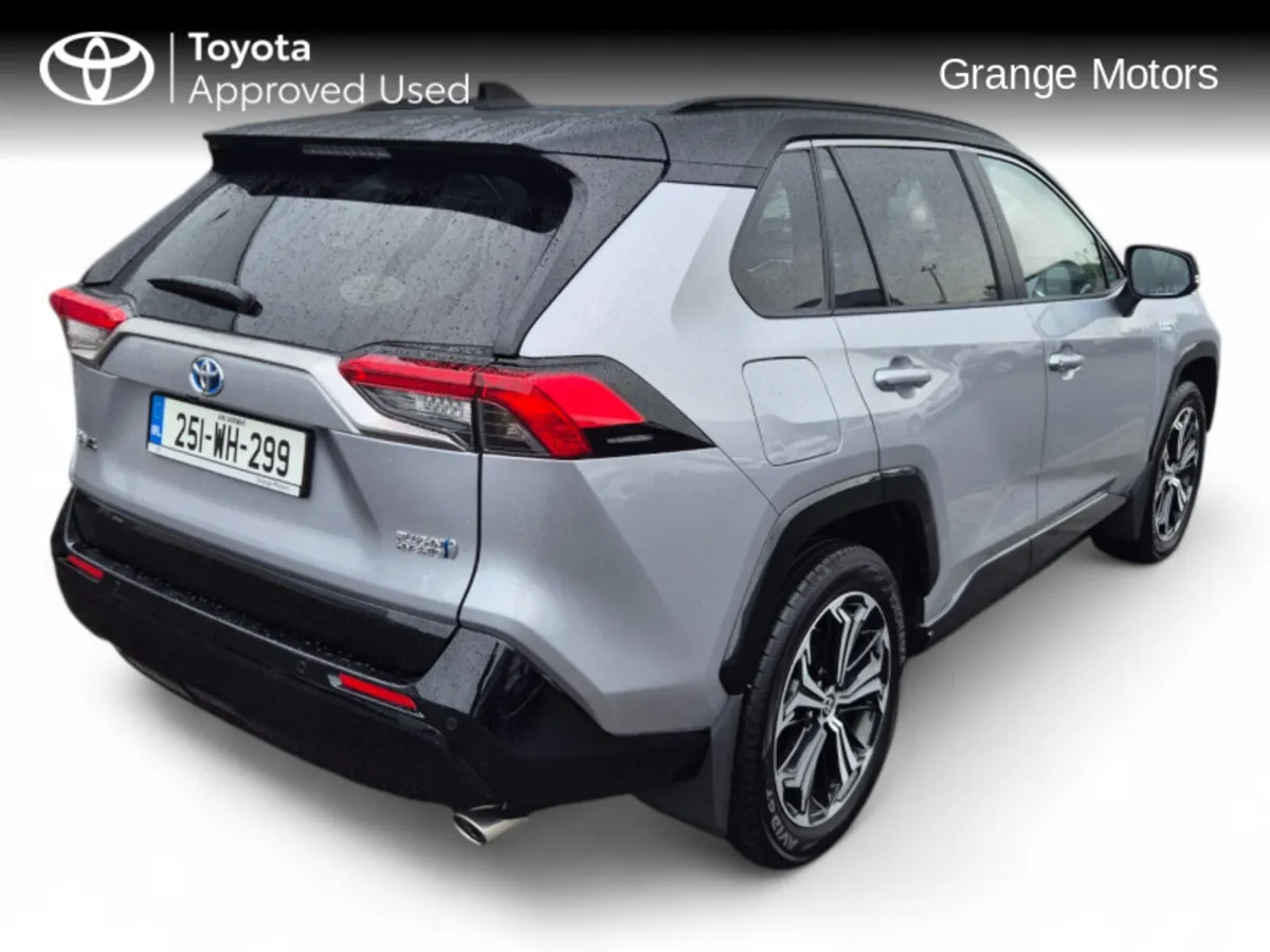 Toyota RAV4 PLUG-IN HYBRID SPORT AWD - Image 3