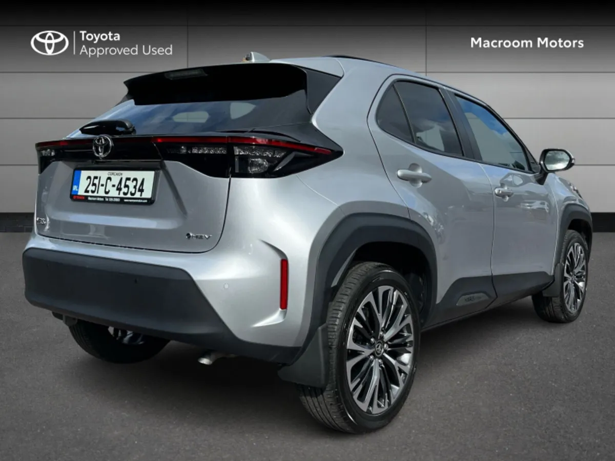 Toyota Yaris Cross YARIS CROSS SOL - Image 2