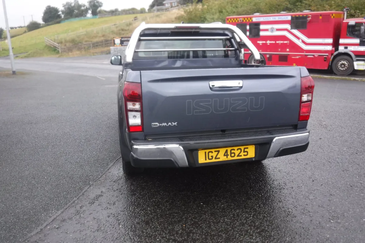 Isuzu D-Max Utah Double Cab 2018 Automatic. - Image 3