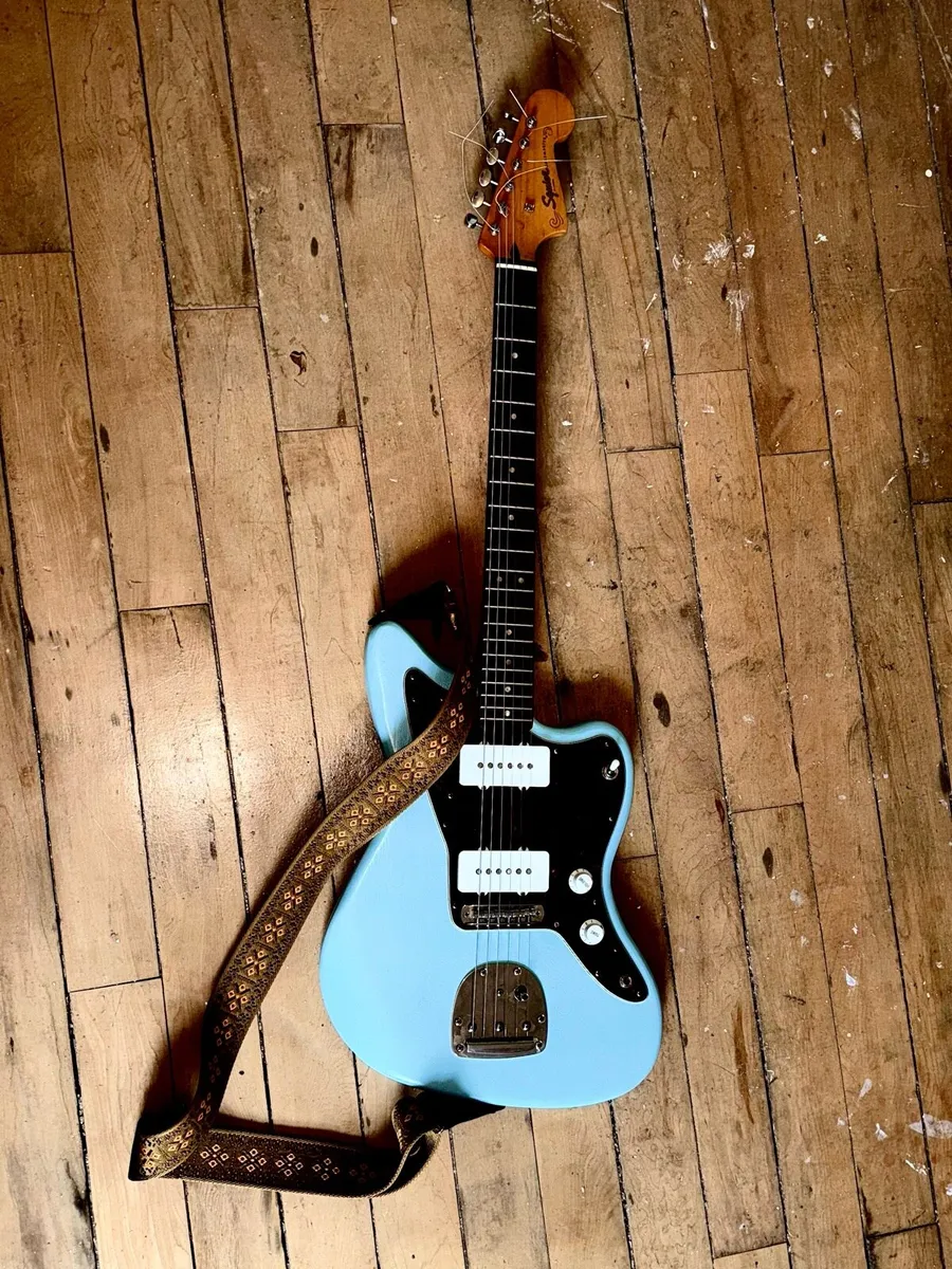 Fender Squire Jazzmaster Custom - Image 2