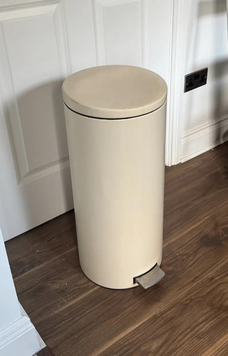 Bribantia Bin - Image 3