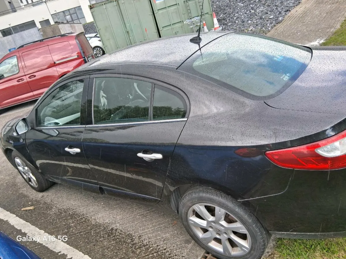 Renault fluence 2010 - Image 4