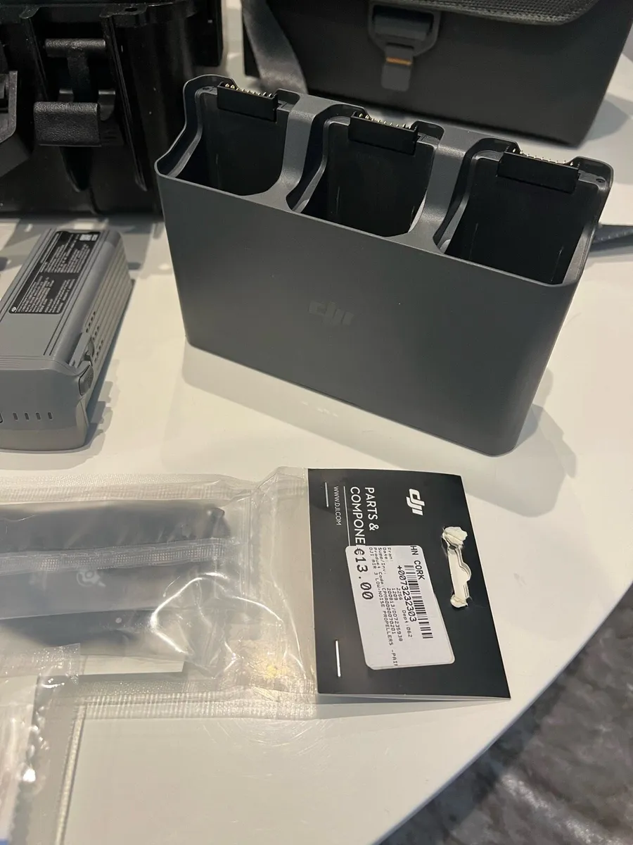 Dji air 3 as. New - Image 4