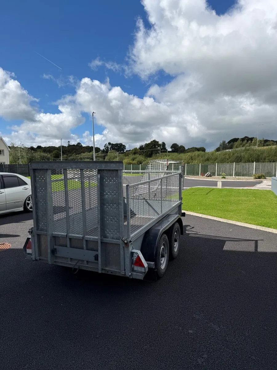 2022 Nugent 8x4 Braked 2000kg LED Lights - Image 4
