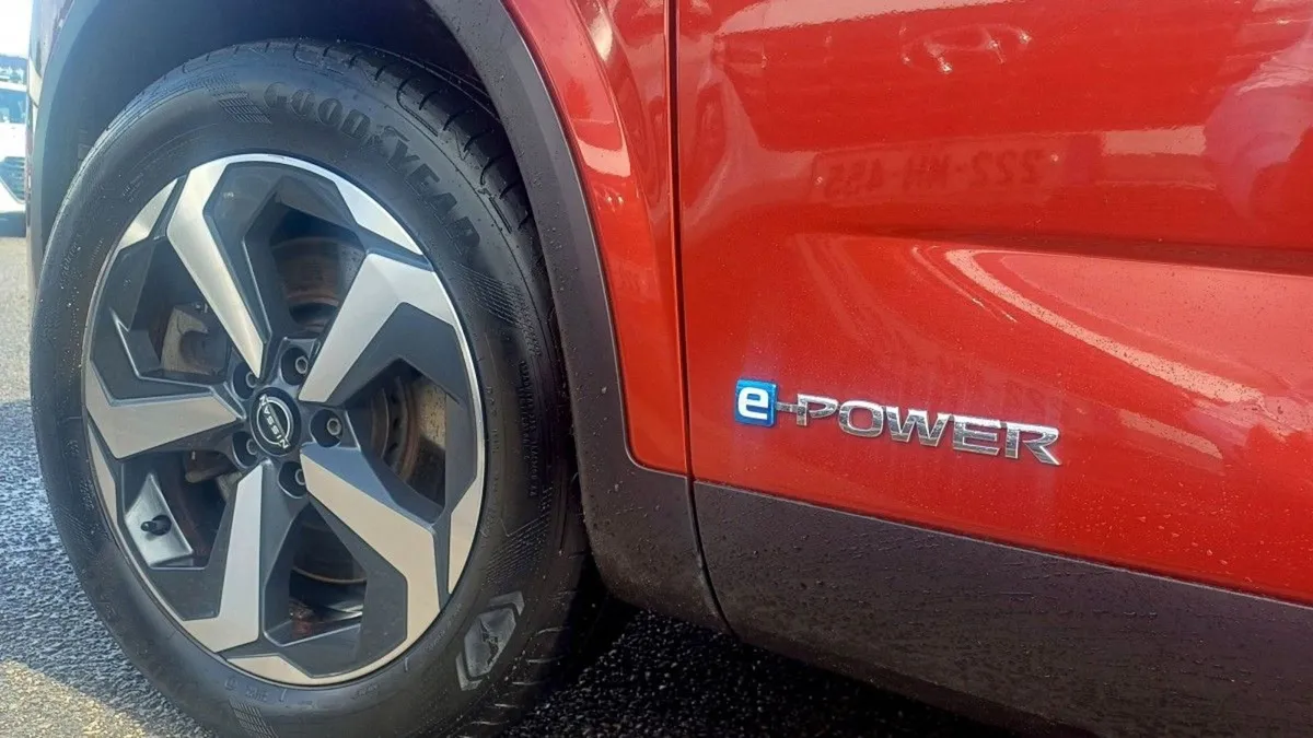 Nissan QASHQAI Epower SV Premium  just IN - Image 4