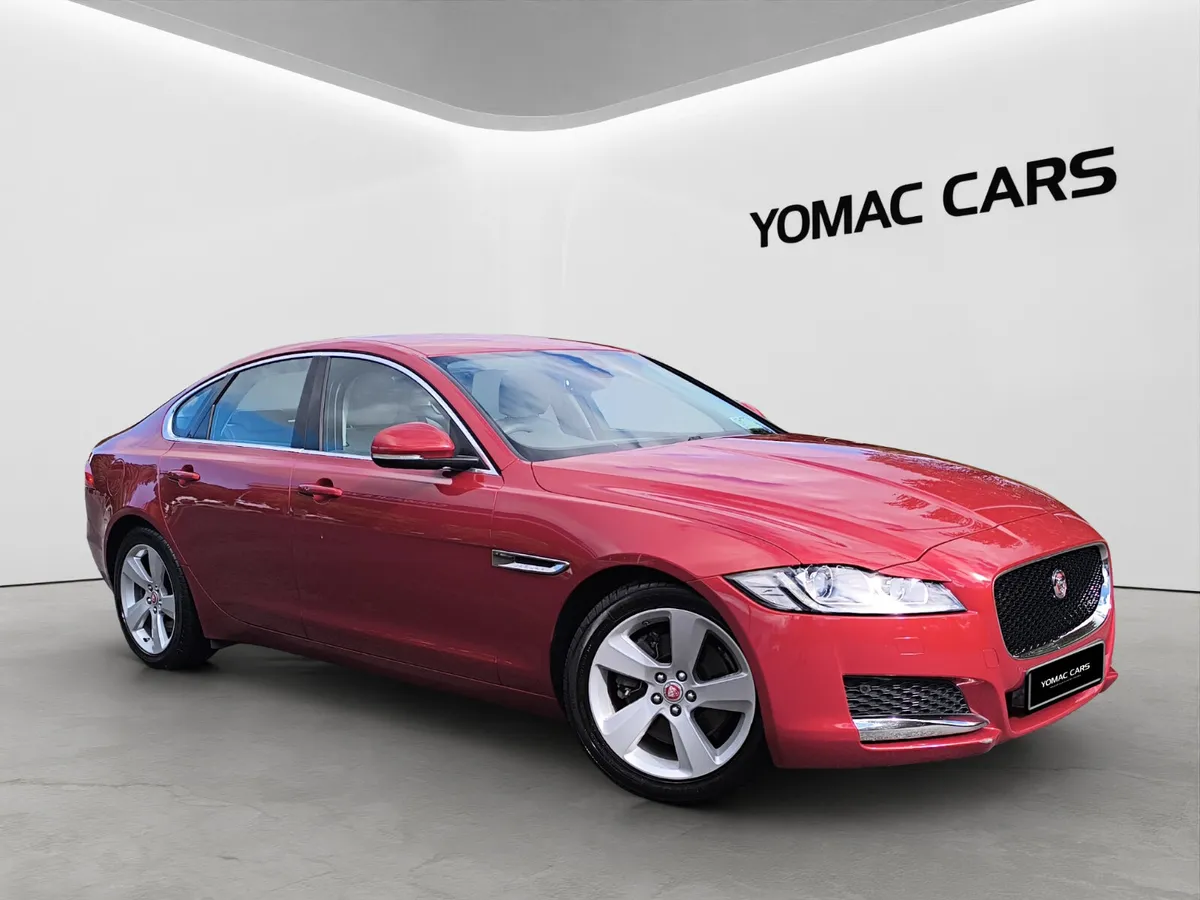 Jaguar XF 2.0D PORTFOLIO 180BHP 2016 - Image 1