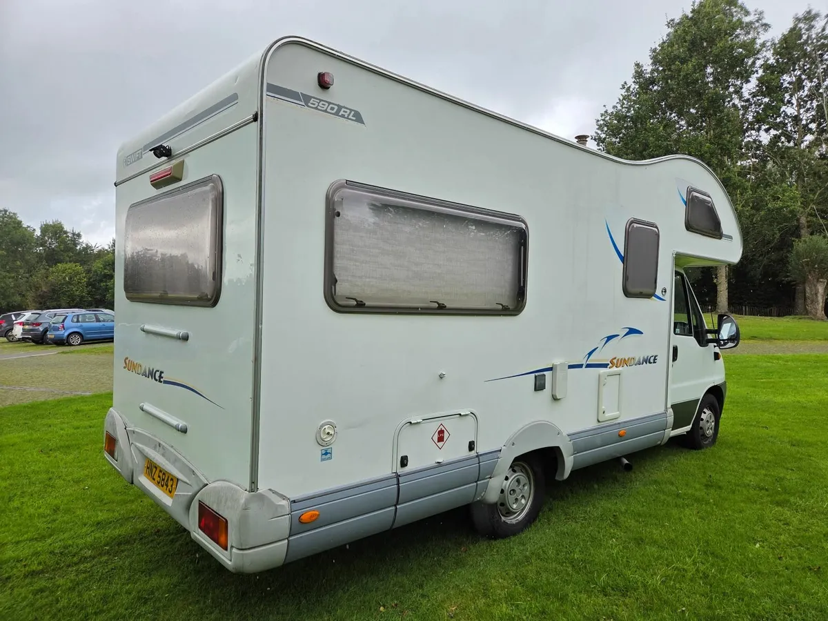 Motorhome - Image 3