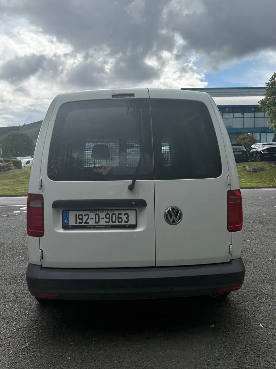 Volkswagen Caddy 2019 INCLUDES VAT - Image 3