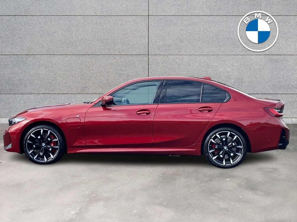 BMW 3 Series 330e M Sport - Image 3