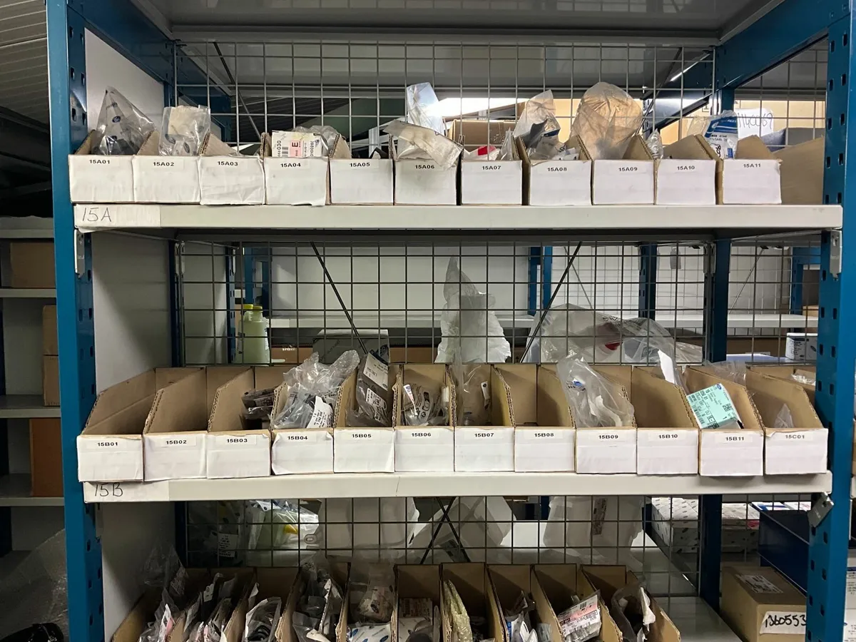 Online Auction Of A Selection of Ford Parts - Image 3