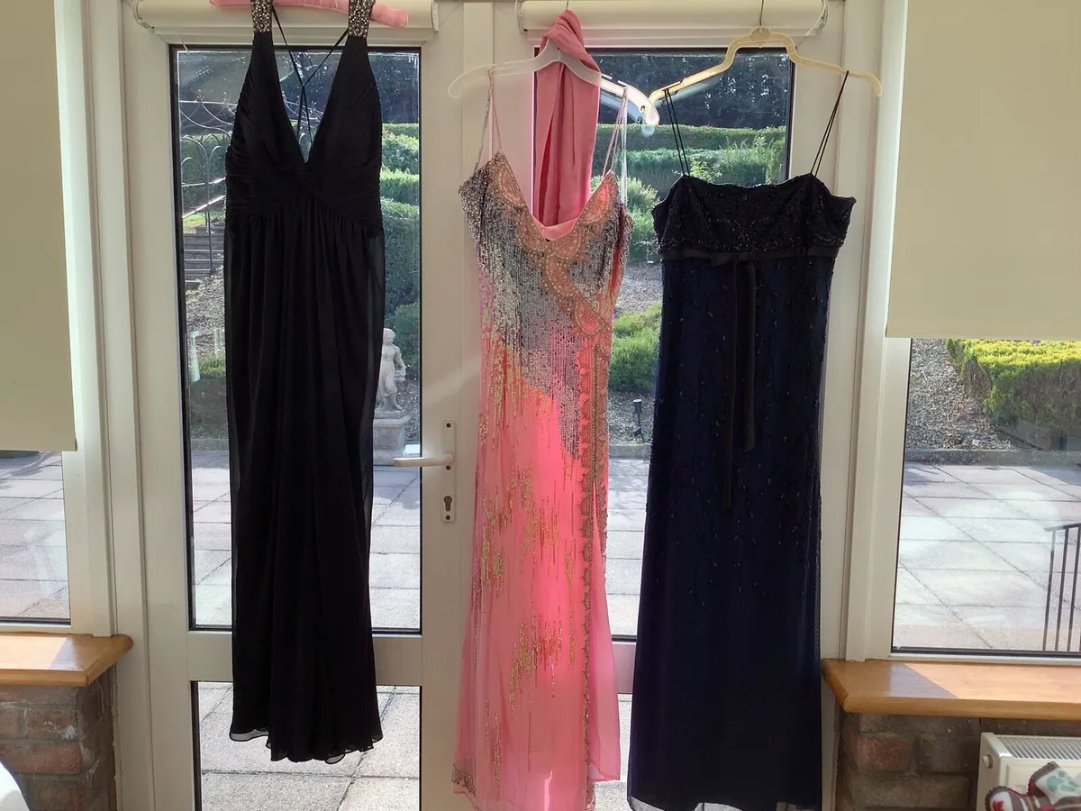 Ladies dresses - Image 1