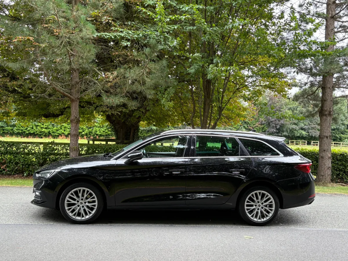 SEAT Leon 2021 hybrid - Image 4