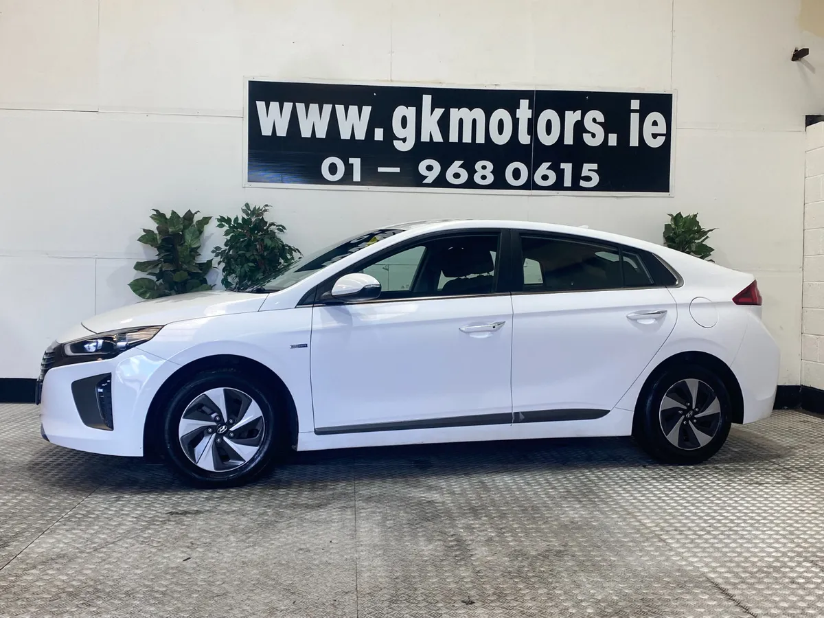 Hyundai IONIQ 2017//PETROL HYBRID// - Image 3