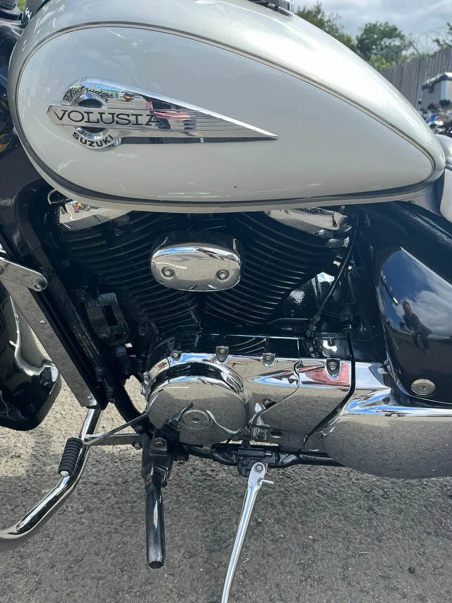 Suzuki VL 800 K4 Volusia - Image 3