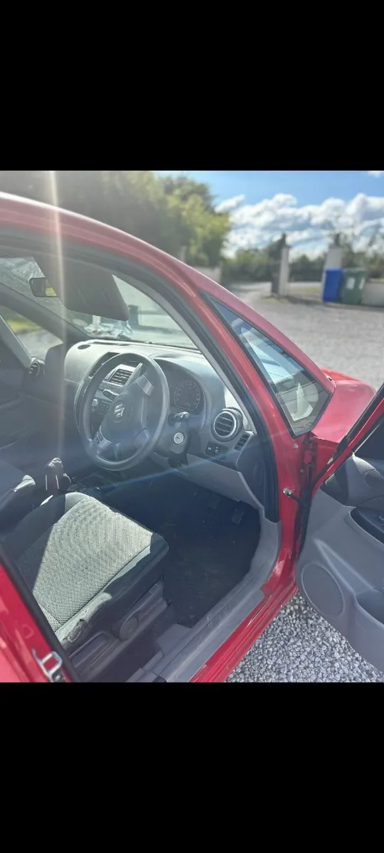 Suzuki SX4 2007 - Image 2