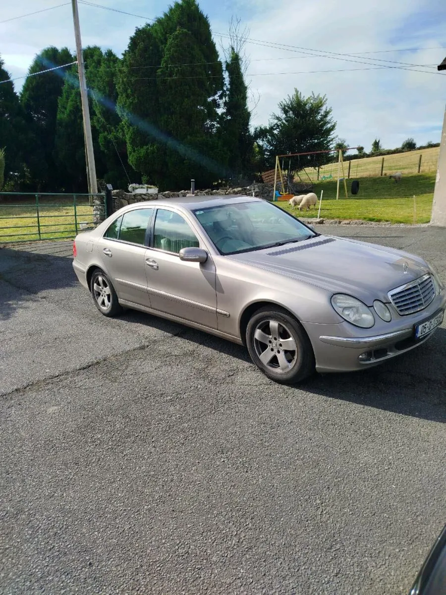 Mercedes E Class €2600 - Image 2