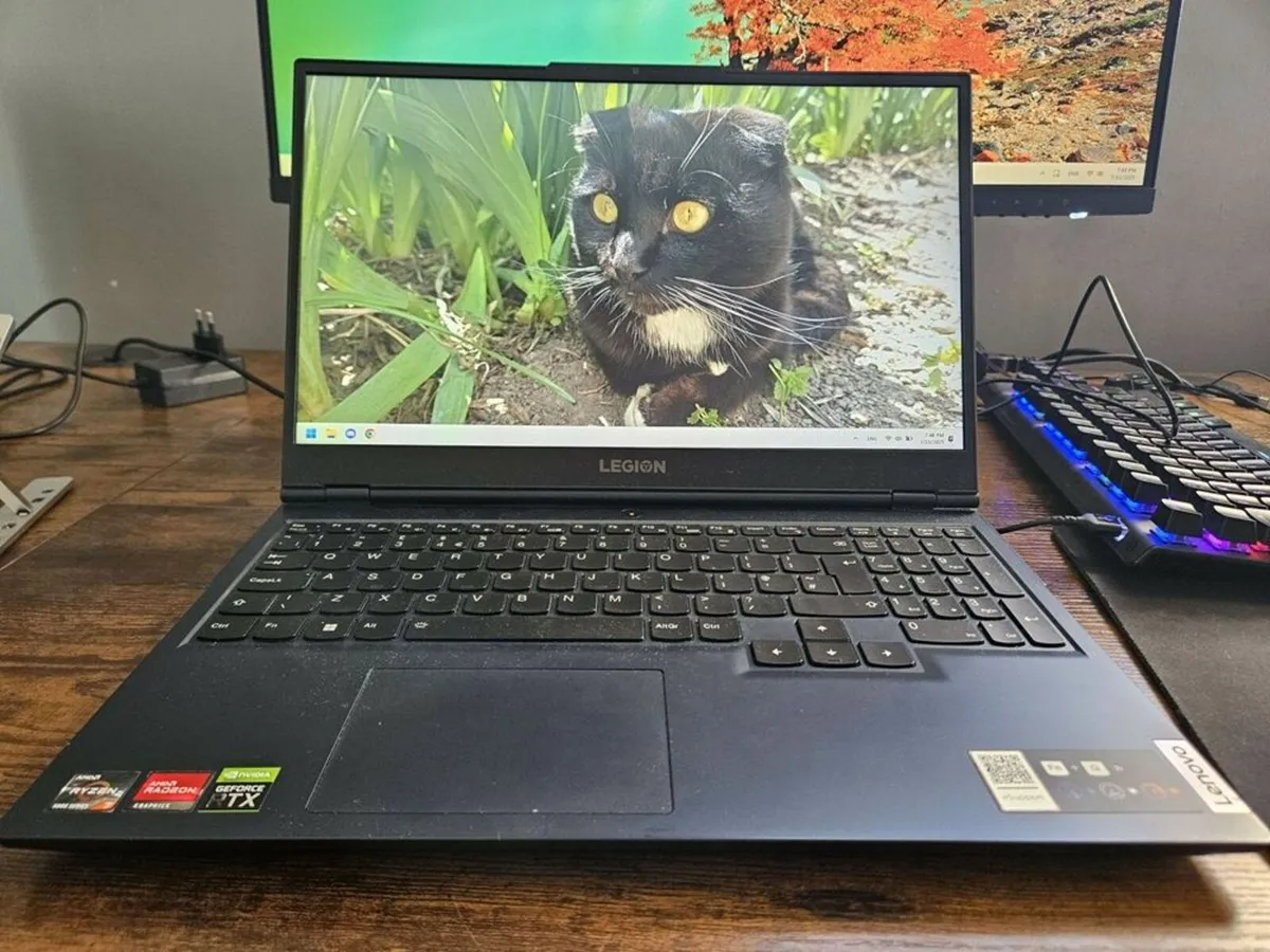 Lenovo Legion 5 15ACH6H - Image 1