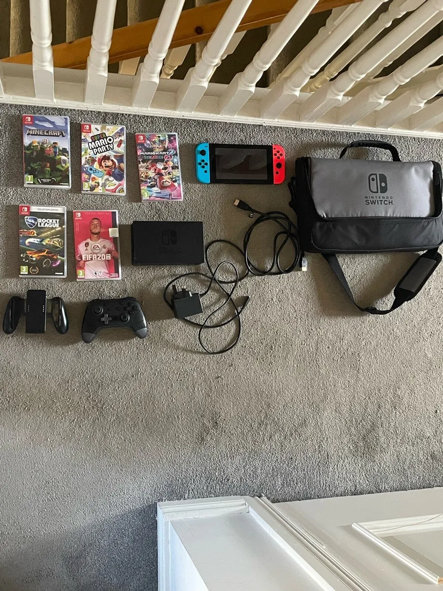 Nintendo switch - Image 1