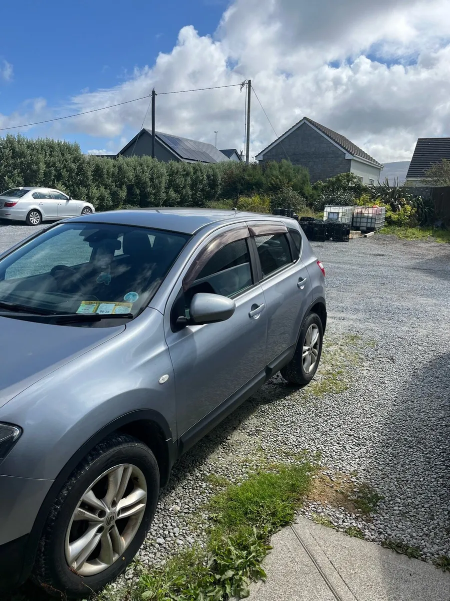 2011 nissan qushqai - Image 2