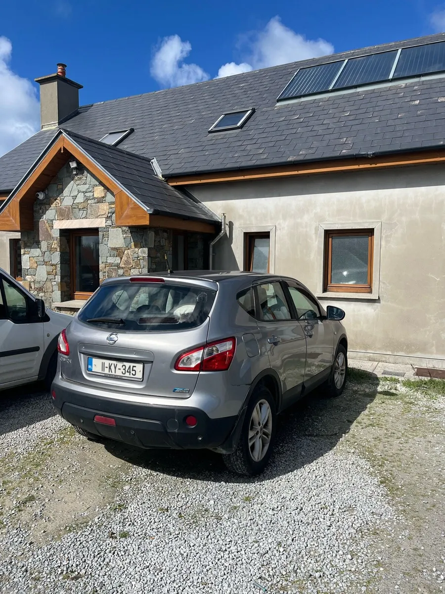 2011 nissan qushqai - Image 4