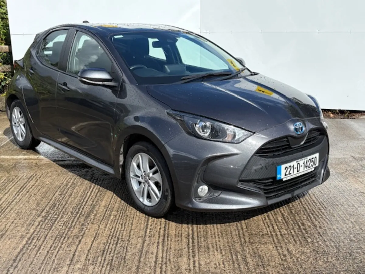 Toyota Yaris 2022 Hybrid Luna Irish Car - Image 1