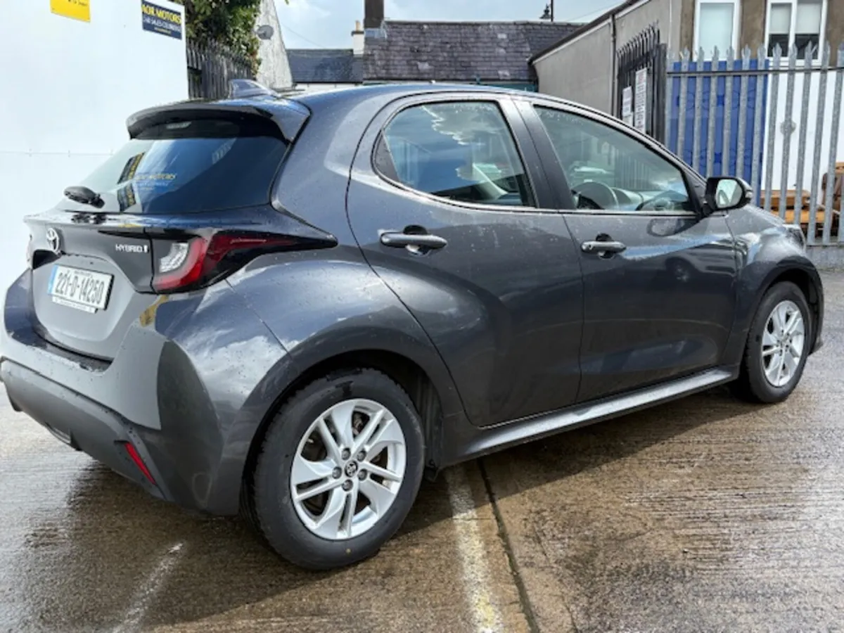 Toyota Yaris 2022 Hybrid Luna Irish Car - Image 4