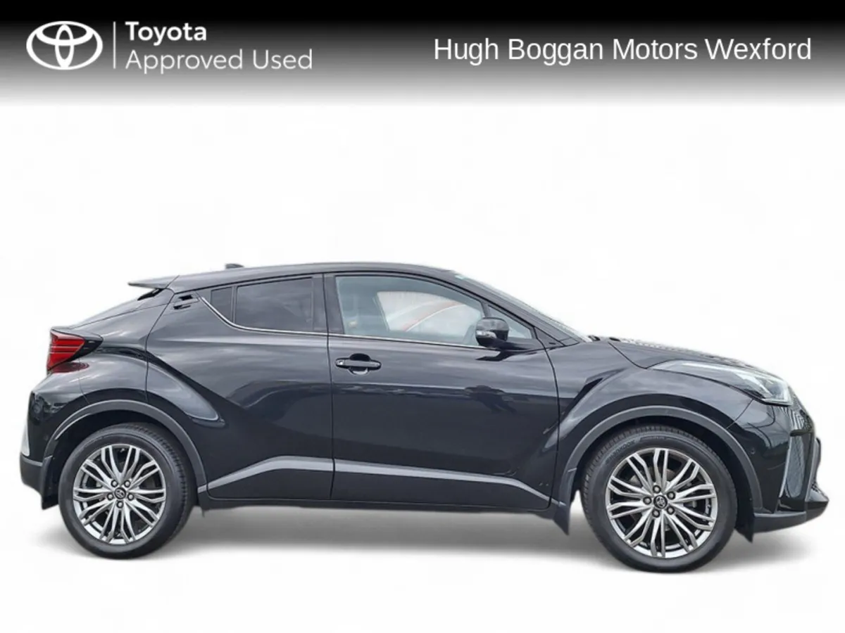 Toyota C-HR SOL HYBRID FULL SERVICE HISTORY - Image 3