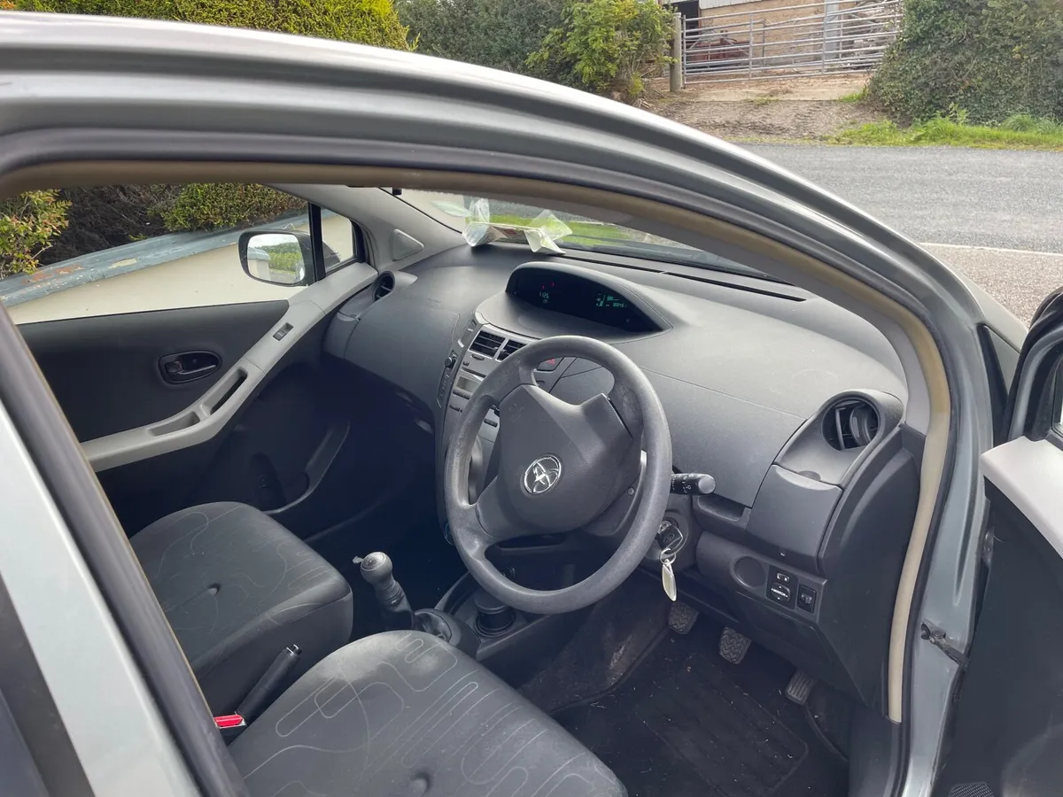 11 Toyota Yaris 1.0 sport nct 6/26 - Image 3