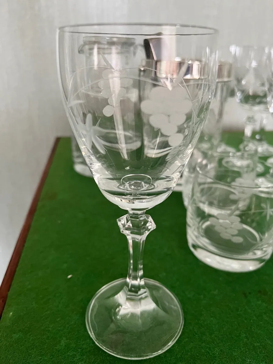 Penrose Irish Crystal (Waterford) etched wine set - Image 4