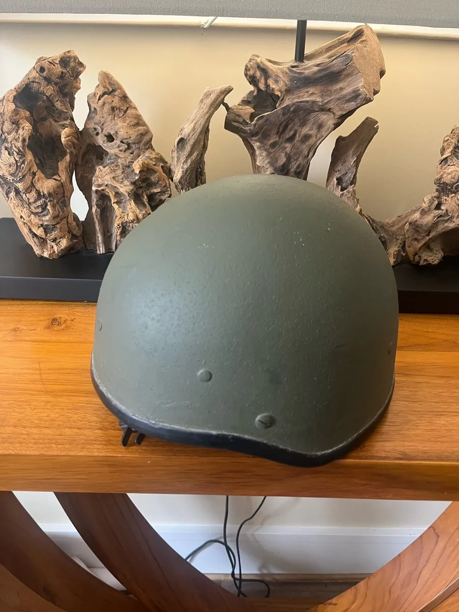 Irish Army M85 Infantry Kevlar Helmet - Image 2
