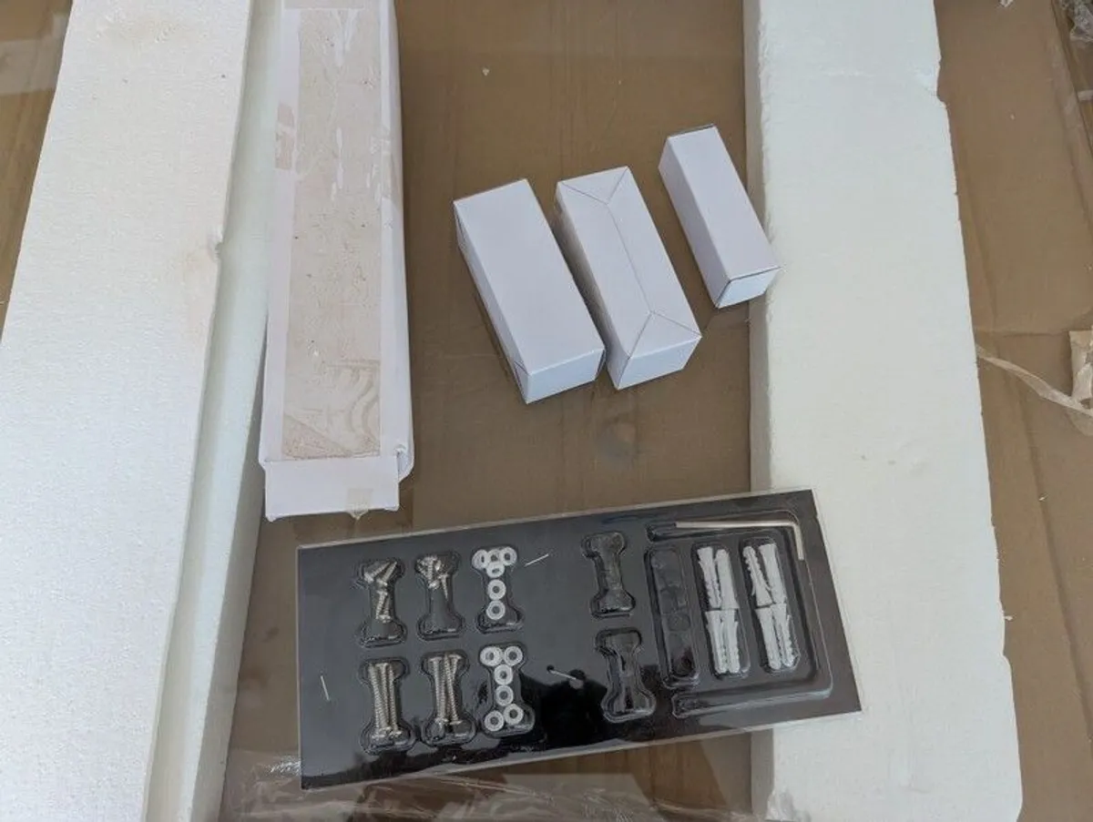 New in box Black slider shower door 1500 - Image 4