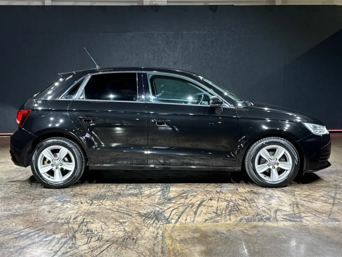 Audi A1 1.0 TFSI AUTOMATIC - REVERSE CAMERA - Image 3