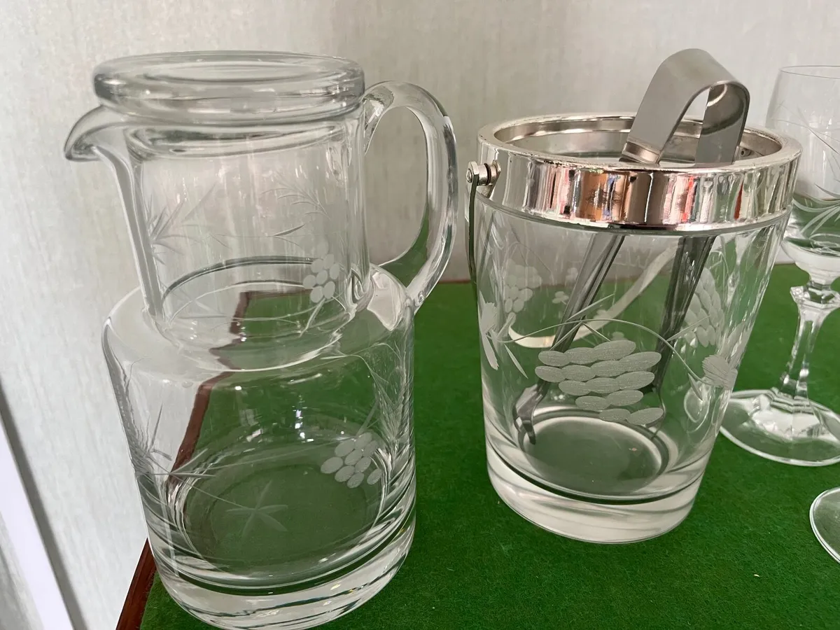 Penrose Irish Crystal (Waterford) etched wine set - Image 2