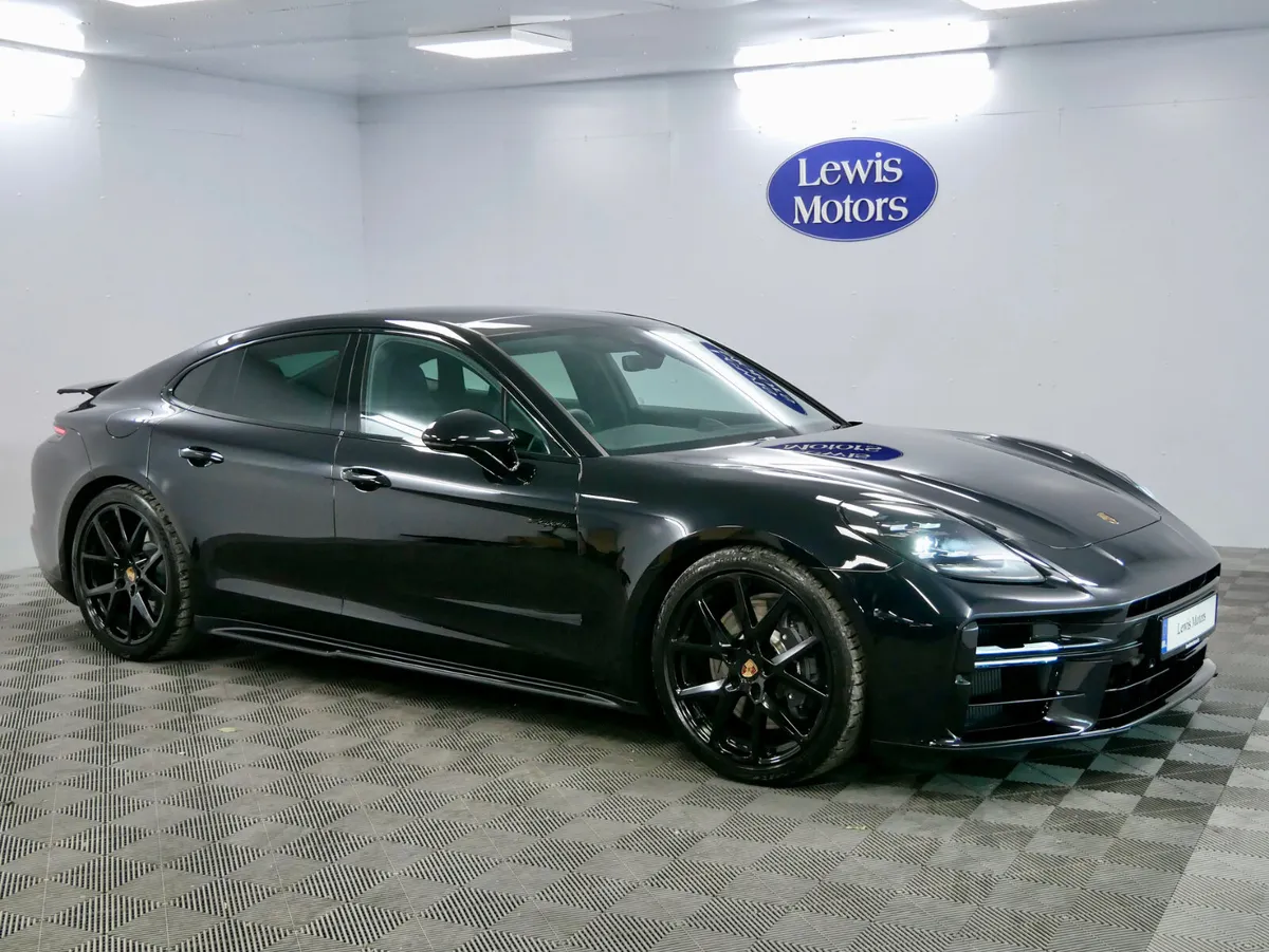 2025 Porsche Panamera E-Hybrid - Image 1